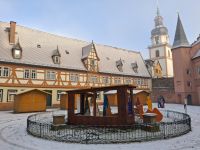 Auf dem Schloßhof von Erbach im Odenwald