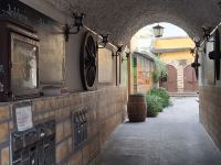 Durchgang in einen Innenhof