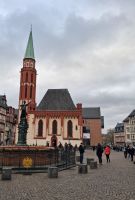 Römerberg mit Justitia-Brunnen.jpg