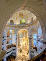 Frauenkirche kurz vor dem Weihnachtskonzert.