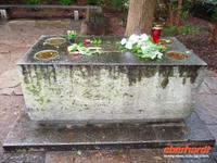 WÜrzburg - Grab Walther von der Vogelweide