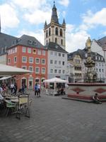 Brunnen am Marktplatz von Trier