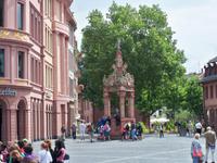 Brunnen am Markt, Mainz
