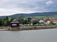 Alter Kran, Oestrich