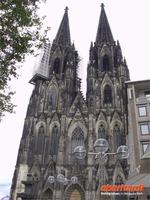 Kölner Domfasse vom Kaffee Reichard aus gesehen