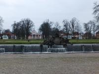 Schlosspark mit Kirche