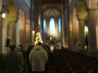 In der romanischen Klosterkirche