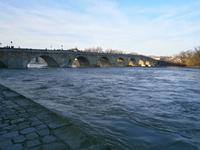 Hochwasser an der Steinernen Brücke