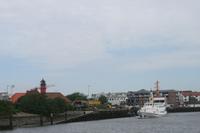 Einfahrt in den Hafen von Büsum