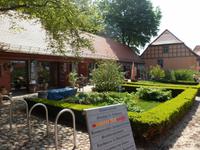 Rad Rügen 2013, Klostergarten in Bergen