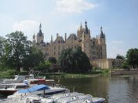 Schloss Schwerin vom See