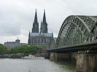 Deutzer Brücke mit Dom