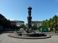 Görresplatz mit Historienbrunnen