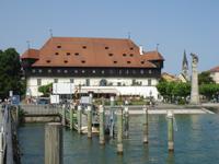 Konstanz Konzilshaus und Zeppelinsäule