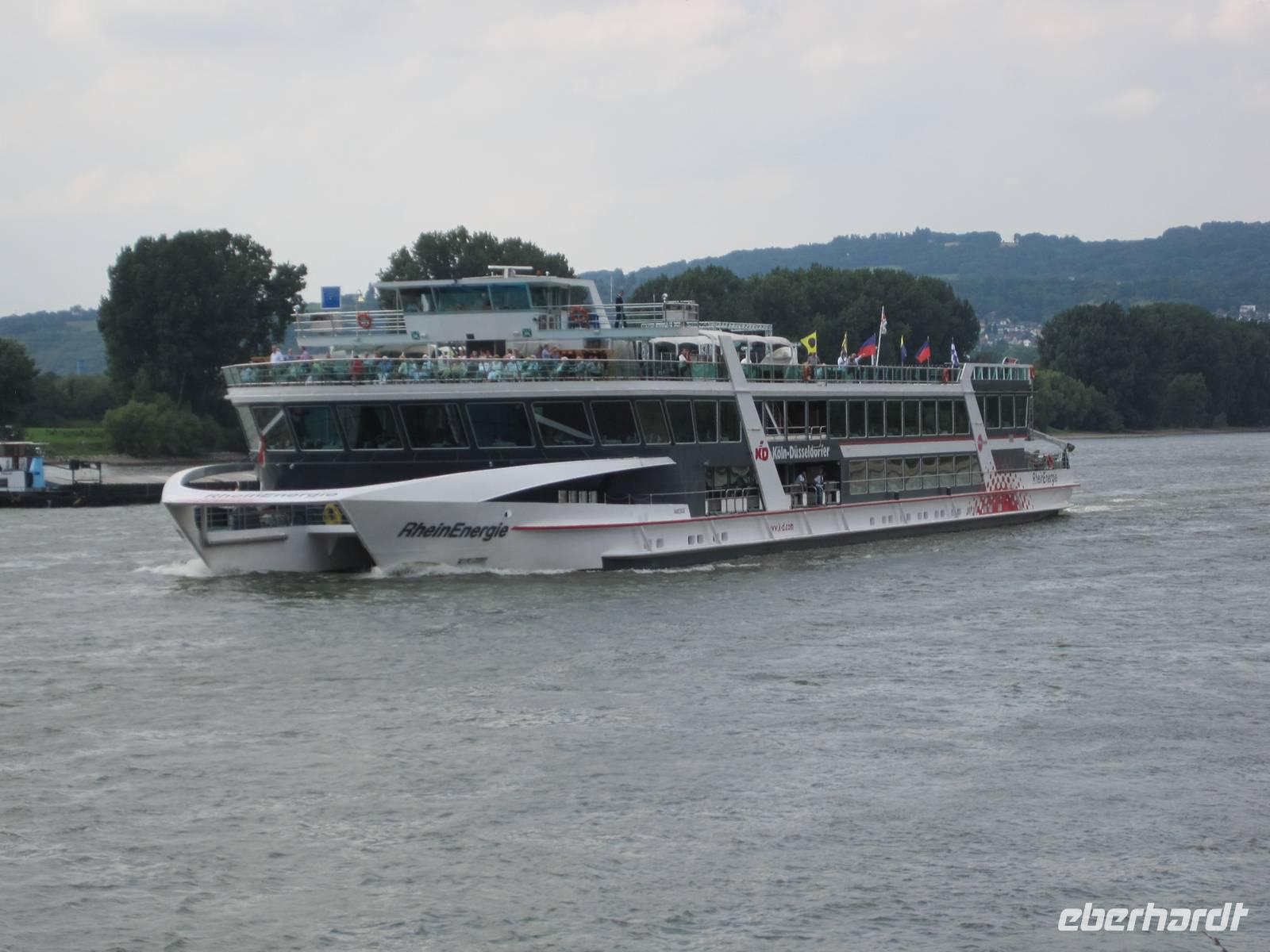 Unser Flagschiff Rhein in Flammen