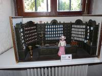 Alte Apotheke für Puppenfreunde