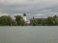 Blick zur Abtei Frauenwörth