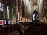 Das Innere des Münsters während des Gottesdienstes