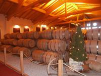 SLYRS Whisky Destillerie in Schliersee-Fasshalle