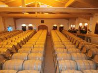 SLYRS Whisky Destillerie in Schliersee-Fasshalle