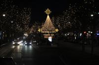 beleuchteter Kurfürstendamm in Berlin