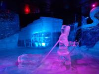 Eiswelt, im Hintergrund der Atomeisbrecher 