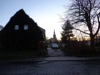 Basedow, die Kirche im Lichte der Spätnachmittagssonne