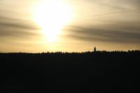 Sonnenaufgang über der Leuchtenburg im Saaletal