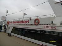 An den Landungsbrücken