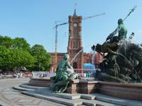 Rotes Rathaus und Neptunbrunnen