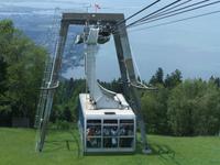 Mit der Kabinenbahn geht es auf den Pfänder