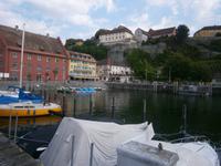 Meersburg, Blick über den Hafen zur Oberstadt