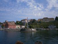 Meersburg, Blick über den Hafen, im Hintergrund die Oberstadt