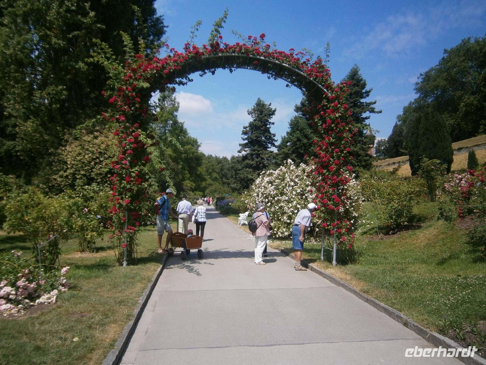 Schön gestaltete Spazierwege