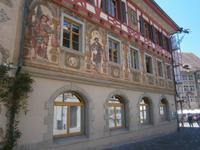 Seitenansicht des Rathauses