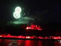 Feuerwerk über dem Rhein