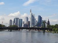 Schifffahrt auf dem Main, Skyline von Frankfurt