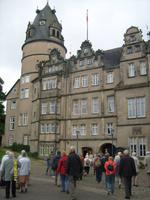 die Fahne weht, der Fürst ist  da