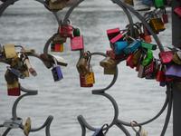 DSCN4717 - Frankfurt, Eiserner Steg - Souvenirs