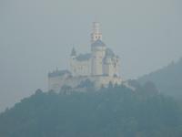 DSCN4859 - Rheinfahrt, ein Telegruss zur Marksburg