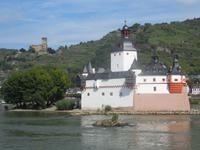 DSCN4896 - Rhein,Pfalzgrafenburg mit Schloss Gutenfels