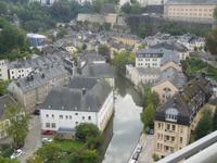 DSCN4987 - Luxembourg, Unterstadt mit Fluss Alzette