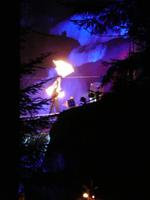 Feuershow am Wasserfall beim Triberger Weihnachtszauber