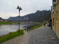 Elberadweg in Rathen