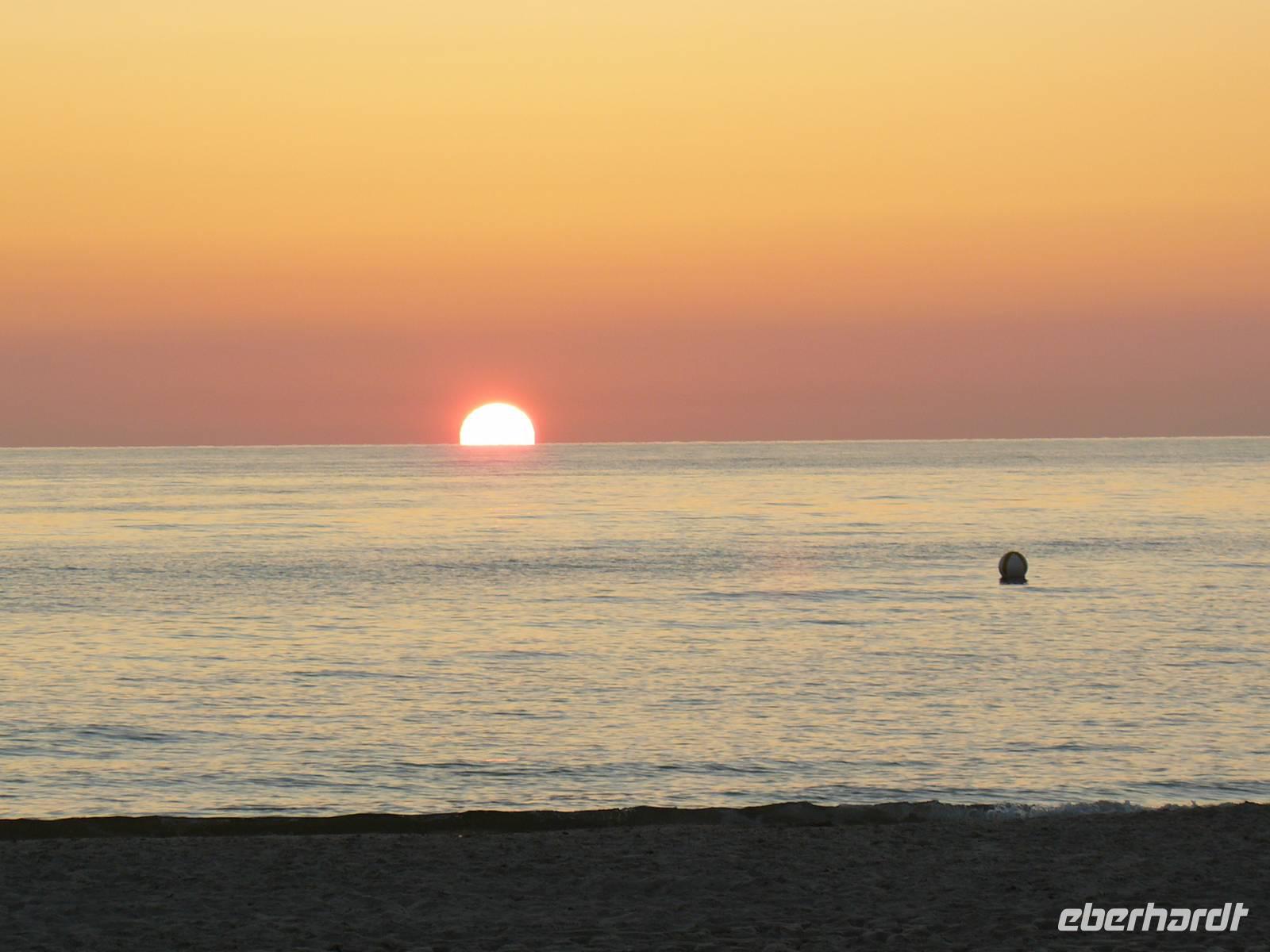 Sonnenuntergang in Dierhagen am Strand