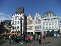 Auf dem Marktplatz von Trier