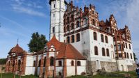 Basedow-Schloss-Seitenansicht