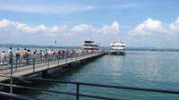 Besucher vor der Rückfahrt nach Meersburg