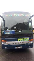 Bus-Dekoration zu Neujahr