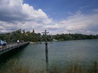 Das Schwedenkreuz am Zugang zur Insel